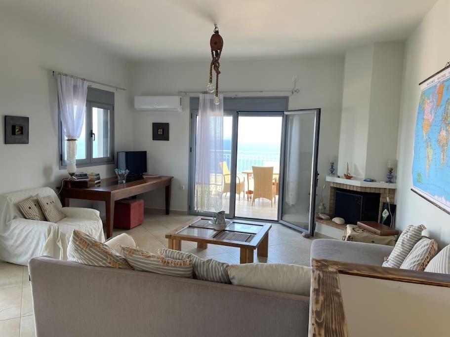 Akoumaros Breeze Villa Gythio Exterior photo